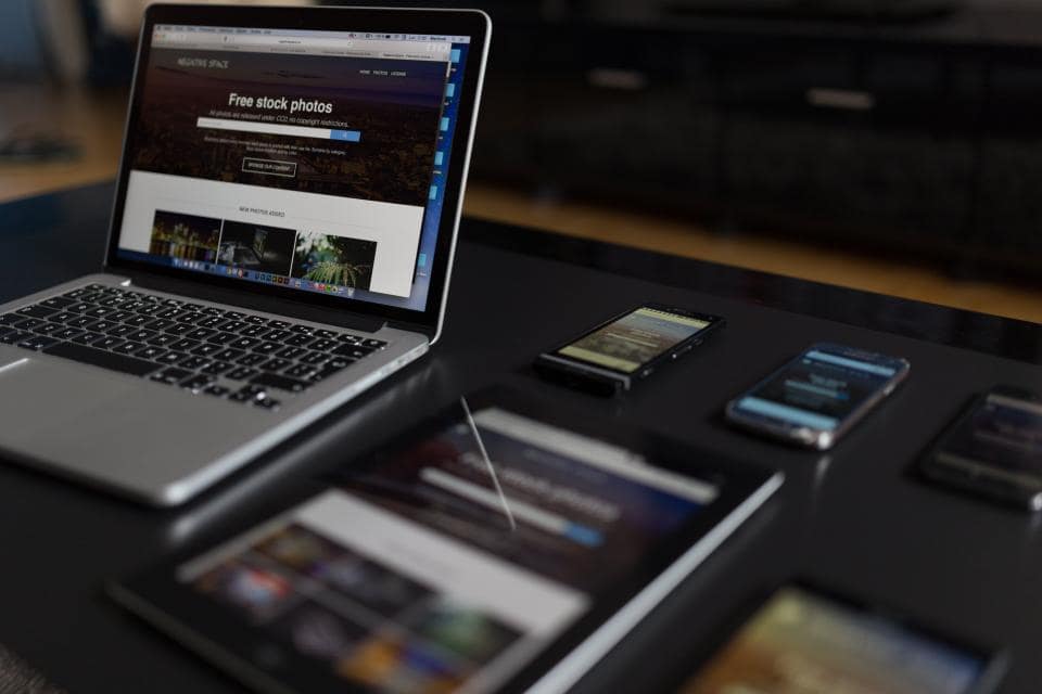 Working with business apps on a tablet